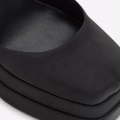 Aldo Grandle -Ralph Lauren Store grandle black 001 003 032 detail sq nt 2018x2018 811db2aa 1a81 4be5 beaf 88328fde4414