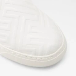 Aldo Gung -Ralph Lauren Store gung white 100 002 008 alt4 sq nt 1600x1600 444f9775 9485 4f50 a79c 3e1970af58a1