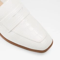 Aldo Gwirani -Ralph Lauren Store gwirani white 100 002 004 alt4 sq nt 1600x1600 ac79da58 bec8 41d1 8456 1e828603cee7