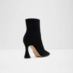 Aldo Haireri -Ralph Lauren Store haireri black 007 001 046 alt1 sq nt 1600x1600 bf4b727b 2e2d 4c80 96d6 9f6e52398764