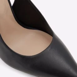 Aldo Haughton -Ralph Lauren Store haughton black 001 002 033 detail sq nt 2018x2018 32f00db2 4d7a 4822 b1ff 219c1262f894