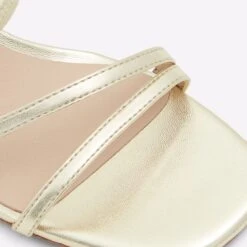 Aldo Illowra 13 Aldo Illowra -Ralph Lauren Store illowra gold 710 002 042 detail sq nt 2018x2018 f41dd6bb 1161 4eb4 9cc9 b42b957c0abf