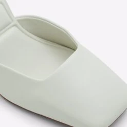 Aldo Ingenue -Ralph Lauren Store ingenue white 121 002 043 detail sq nt 2018x2018 e8f7f93b e099 4d17 8da0 6e630c0dfbfa