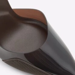 Aldo RALIVIA -Ralph Lauren Store invisi brown 201 002 020 detail sq nt 2018x2018 9a0eccf9 0cb0 4c6c 8cef 39a4fcde2f99