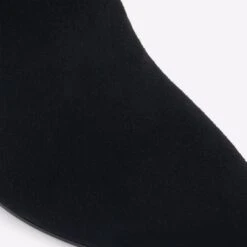 Aldo Isirere -Ralph Lauren Store isirere black 001 001 046 detail sq nt 2018x2018 b8c444ca cf0b 4d08 af2e 496087e93b90