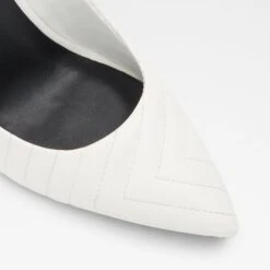 Aldo Jess -Ralph Lauren Store jess white 110 002 039 alt4 sq nt 1600x1600 8362dbdf 234b 49ca 8f0c 4b1be930bb97