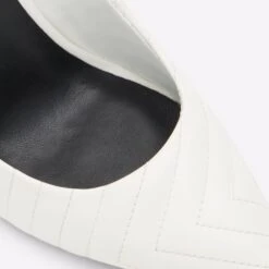 Aldo Jess -Ralph Lauren Store jess white 110 002 039 detail sq nt 2018x2018 dd2c4cb1 f964 4d30 b068 85ed8323d20a