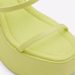 Aldo Kasie -Ralph Lauren Store kasie yellow 720 003 032 detail sq nt 2018x2018 0b86899f 3e60 426d 913a 30f9f5075e99