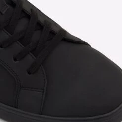 Aldo Keduwen -Ralph Lauren Store keduwen black 001 002 043 detail sq nt 2018x2018 8abc44e8 40b1 43be 87d1 4c6b6b200609