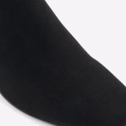 Aldo Kenneth -Ralph Lauren Store kenneth black 001 003 027 detail sq nt 2018x2018 06b6e130 095d 4352 8b95 1b3f14bb101a