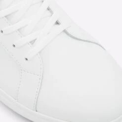 Aldo Kentish -Ralph Lauren Store kentish white 100 001 043 detail sq nt 2018x2018 4d64fd22 b858 4cba 8b25 5dee2c9322c2