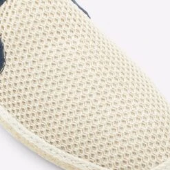 Aldo Kirilenko -Ralph Lauren Store kirilenko beige 270 003 023 detail sq nt