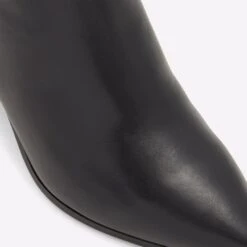 Aldo Kissa -Ralph Lauren Store kissa black 001 001 043 detail sq nt 2018x2018 ba6ddf1a a1dc 4e9e a917 cab924e95392