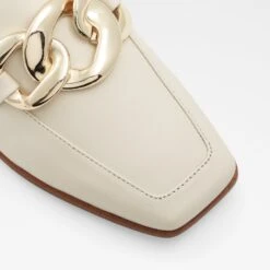 Aldo Lamina 13 Aldo Lamina -Ralph Lauren Store lamina white 110 001 043 alt4 sq nt 1600x1600 2bc929cc 94d2 4555 9f4e 272fcc57369e