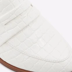 Aldo Langlet 13 Aldo Langlet -Ralph Lauren Store langlet white 100 002 004 detail sq nt 2018x2018 29e5a455 1664 4111 b947 923d13d2012c