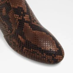 Aldo Larigonna -Ralph Lauren Store larigonna brown 200 002 044 alt4 sq nt 1600x1600 3c2a2494 4bdd 46d3 9cf7 2bdf31a5d382