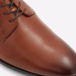 Aldo Layrien 13 Aldo Layrien -Ralph Lauren Store layrien brown 220 001 043 detail sq nt 2018x2018 5dba3e9d 0974 41eb 956e 077881a73366