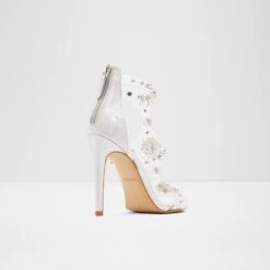 Aldo Linewall -Ralph Lauren Store linewall white 110 002 020 alt1 sq nt 1600x1600 29b2f61a 05ec 49c2 92ff a9ad12f2cace