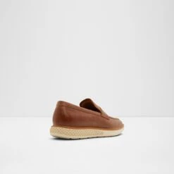 Aldo Loafstroll -Ralph Lauren Store loafstroll brown 220 001 043 alt1 sq nt 1600x1600 810830e9 10c7 42e5 8b99 1d1e75c43f6a