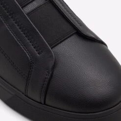 Aldo Lonespec -Ralph Lauren Store lonespec black 007 002 043 detail sq nt 2018x2018 39a4e5ff 432f 481b 8769 403a8af5dd79
