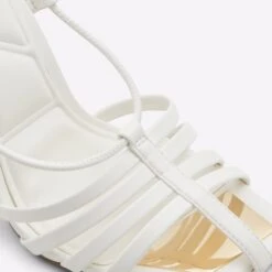 Aldo Luweth -Ralph Lauren Store luweth white 100 002 043 detail sq nt 2018x2018 6642b0d1 0d31 4747 b4e3 2f4157f13cbd