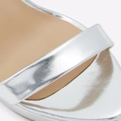 Aldo Madalene -Ralph Lauren Store madalene silver 040 002 042 detail sq nt 2018x2018 a4dfdf1b 44b4 4892 8f67 d812182bf918