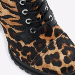 Aldo Marille-w -Ralph Lauren Store marille w black 009 001 037 detail sq nt 2018x2018 d5398d4e bfa7 4c55 8b2e 085191d4155f