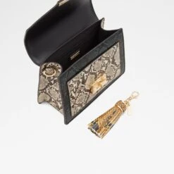 Aldo Martis -Ralph Lauren Store martis green 310 002 029 alt2 sq nt 1600x1600 9b535e9d fcb8 46a6 8efd f1e049ca0c73