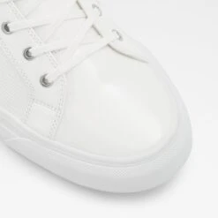 Aldo Masari -Ralph Lauren Store masari white 100 002 008 alt4 sq nt 1600x1600 73190e12 a6ad 44b9 aced 231e26397bde