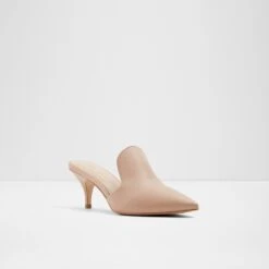 Aldo Merilian -Ralph Lauren Store merilian beige 270 001 043 alt3 sq nt 1600x1600 c7167f4b 8dee 4927 92ce 358a33896d87