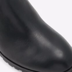 Aldo Miroesien -Ralph Lauren Store miroesien black 001 001 043 detail sq nt 2018x2018 51266418 657a 4c01 80b3 e0c9aee9f32c