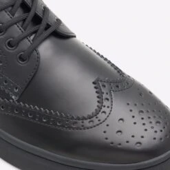 Aldo Monolite -Ralph Lauren Store monolite black 001 002 043 detail sq nt 2018x2018 a5dc4d35 30d7 4a2c 947d 10c9134d711b