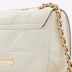 Aldo Nanalawen 11 Aldo Nanalawen -Ralph Lauren Store nanalawen beige 270 002 039 detail sq nt 2018x2018 d9dbe115 2edd 41af 86b2 1ff6aed2b4c5