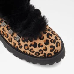 Aldo Narica -Ralph Lauren Store narica multi 967 001 037 alt4 sq nt 1600x1600 ae5ce36f a255 49eb 99d5 6686c1c04901