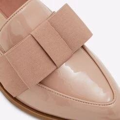 Aldo Nerillan 13 Aldo Nerillan -Ralph Lauren Store nerillan pink 650 002 033 detail sq nt 2018x2018 f0ff09c5 f802 4096 994d 23abb4f07e52