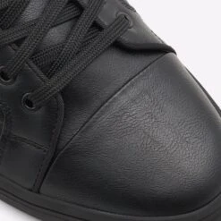 Aldo Pelham -Ralph Lauren Store pelham black 009 002 039 detail sq nt 2018x2018 f88097cb 8e09 4085 a2f2 55403cecbe2b