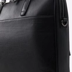 Aldo Phillipe -Ralph Lauren Store phillipe black 001 002 034 detail sq nt 2018x2018 53467885 790b 4dc1 a0d9 2570cbaeefea