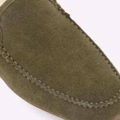 Aldo Pivarnick 15 Aldo Pivarnick -Ralph Lauren Store pivarnick beige 250 001 046 detail sq nt 2018x2018 433c5cd9 4954 42b4 8e8d 474c6e51ca75