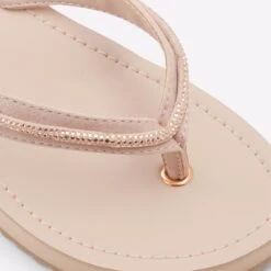 Aldo Polo -Ralph Lauren Store polo pink 653 003 029 detail sq nt 2018x2018 47985aea 3335 42f9 be17 fba369f07efb