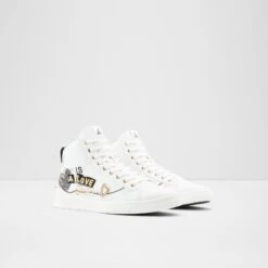 Aldo Pommat -Ralph Lauren Store pommat white 100 002 038 alt3 sq nt 1600x1600 a54170a1 b73e 40f8 983e c62edef6badd