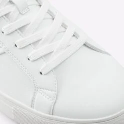 Aldo Pondia -Ralph Lauren Store pondia white 100 002 043 detail sq nt 2018x2018 0adb567c 5688 431f b0c1 0a9a13131293