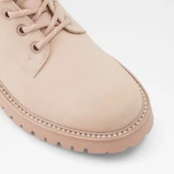 Aldo Prae -Ralph Lauren Store prae beige 270 001 031 alt4 sq nt 1600x1600 1da077a2 8028 4791 a619 c23358b57007