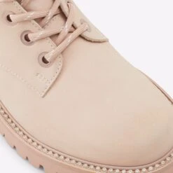 Aldo Prae -Ralph Lauren Store prae beige 270 001 031 detail sq nt 2018x2018 fef15039 fee1 4cb4 85a6 c79fd29acbcf