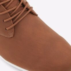 Aldo Preilia 13 Aldo Preilia -Ralph Lauren Store preilia brown 220 002 029 detail sq nt 2018x2018 cd8f20b4 b244 4ad7 a475 caaa7c366764