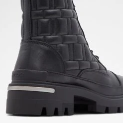 Aldo Quilt -Ralph Lauren Store quilt black 007 001 043 alt4 sq nt 1600x1600 02a25f01 fa1e 46f5 a1d1 d62f31257436