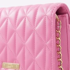 Aldo Radgal -Ralph Lauren Store radgal pink 650 002 039 detail sq nt 2018x2018 66f9a6c7 930c 46bd 922b ccd6143458f8