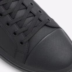 Aldo Salloker -Ralph Lauren Store salloker black 001 002 029 detail sq nt 2018x2018 86367e23 f318 40d7 bb80 284f8c2079d8