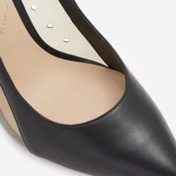 Aldo Sarde 13 Aldo Sarde -Ralph Lauren Store sarde black 001 001 043 detail sq nt 2018x2018 c08165f4 1493 4fdb 9ff1 490f2f32f40b