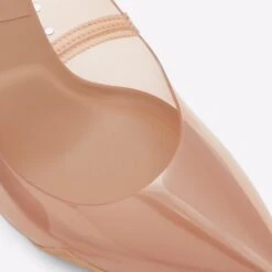 Aldo Sculptclear 13 Aldo Sculptclear -Ralph Lauren Store sculptclear beige 270 002 020 detail sq nt 2018x2018 6c919646 36eb 42dd 899c 8e44b648d4c4
