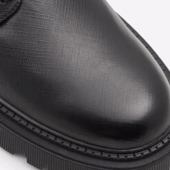 Aldo Segal 15 Aldo Segal -Ralph Lauren Store segal black 001 001 008 detail sq nt 2018x2018 637d819d 3ebb 4c92 beed 3806d2be532e